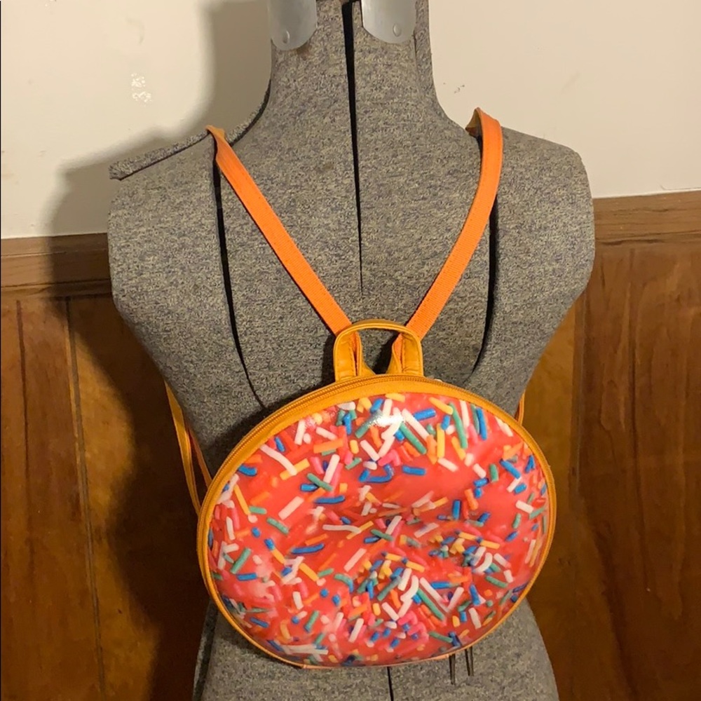 Reverseable donut backpack 🍩